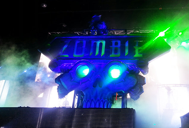 Rob Zombie worth 6-hour country drive